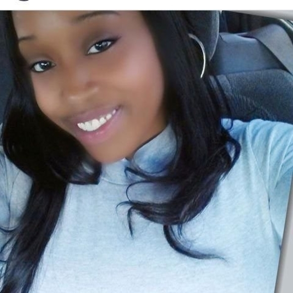 tanika_lovett